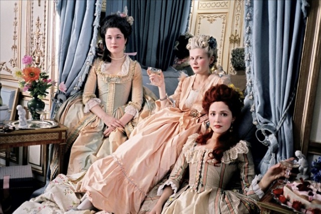 marie-antoinette-10-most-expensive-champagne-in-the-world