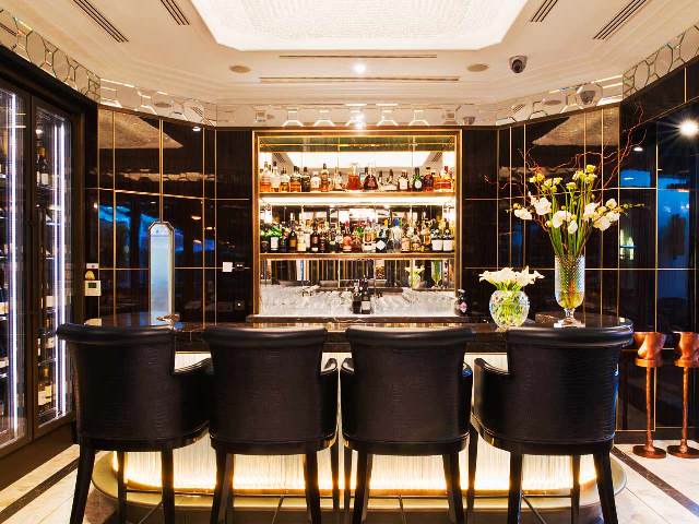 Most famous hospitality design agency-Fox_Linton-London-bar-interior
