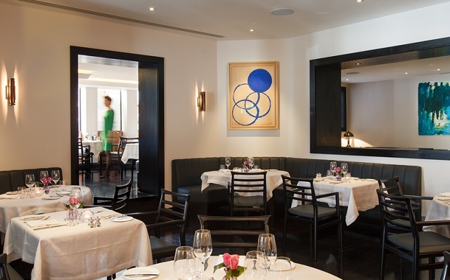 london-house-restaurant-Gordon-Ramsey-Top-design-limited-edition-furniture-interior