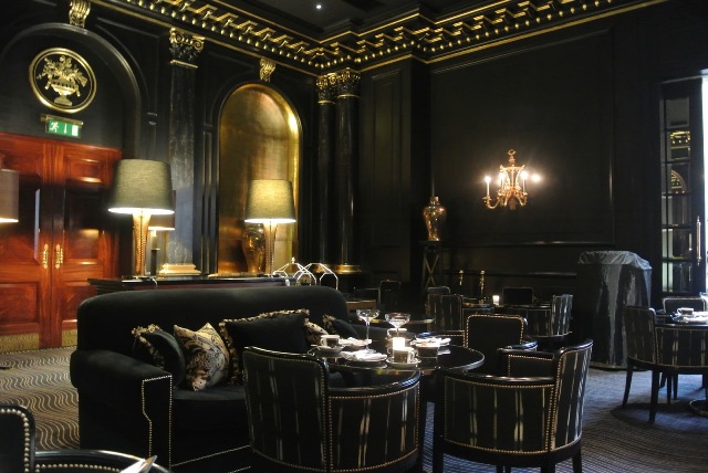220-million-worth-luxury_celebrity_hotel_renovation_project – Savoy_London-bar