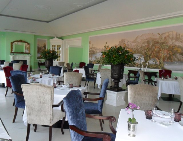 Michelin_Star_ Awarded_ Restaurants_ Interiors-Yeatman-in-Porto-restaurant