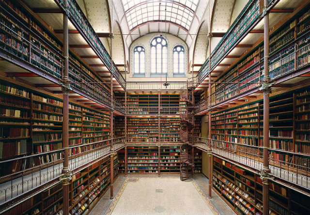 top-5-libraries-in-world-amesterdam-4