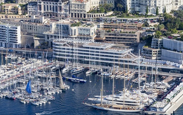 THE MONACO YACHT CLUB BY ORMAN FOSTER AND JACQUES GARCIA