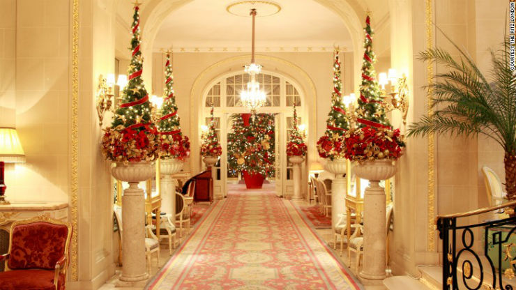 Best Christmas Decorations in Hotels around the world