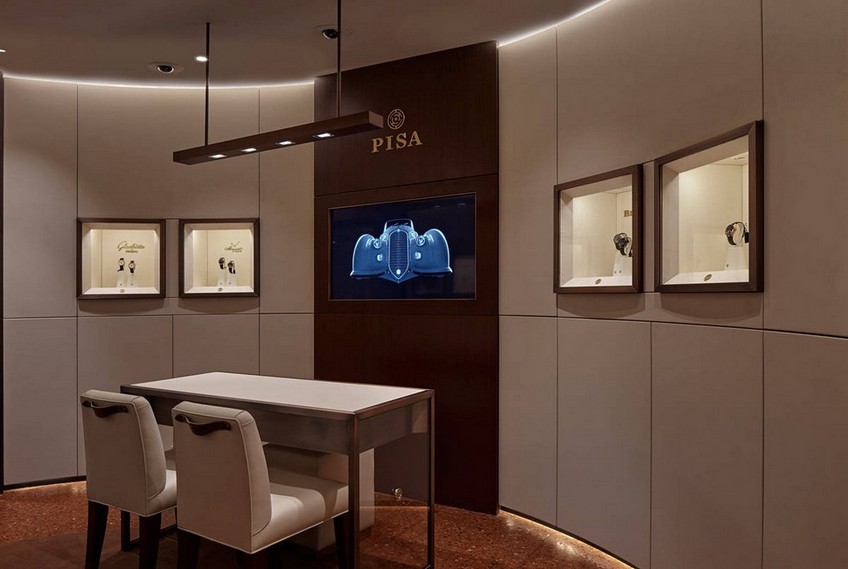 Milan Luxury watches store