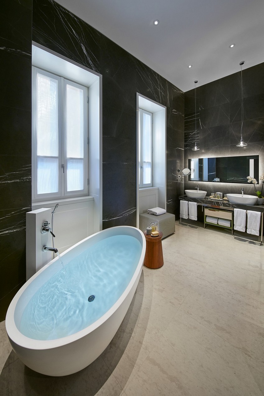 Milano suite bathroom decor by Piero Fornasetti
