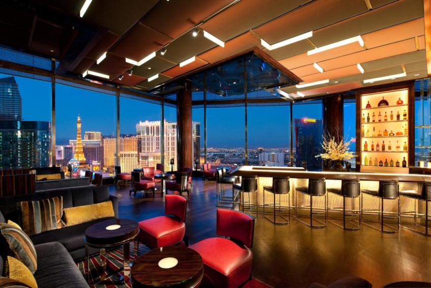 Where to Party & Gamble Like a Rock-Star in The 10 Best Bars in Las Vegas