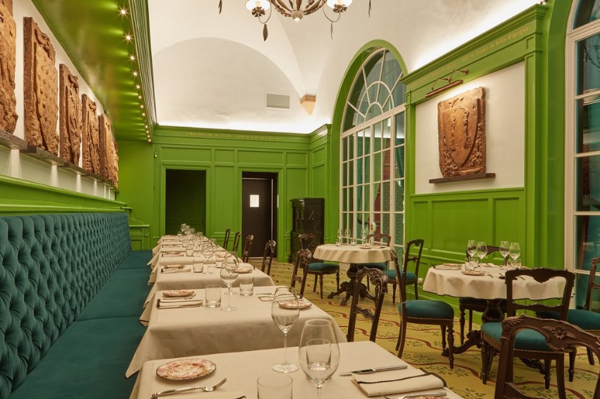 Garden dressing with style: Gucci Restaurant in Florence is a Must