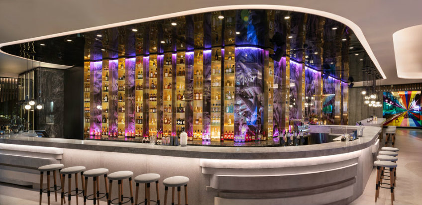 Luxury hotels of the world W hotel Brisbane - Lobby bar design area (2)